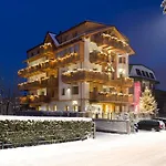 Ξενοδοχείο Sottovento Luxury Hospitality 4*