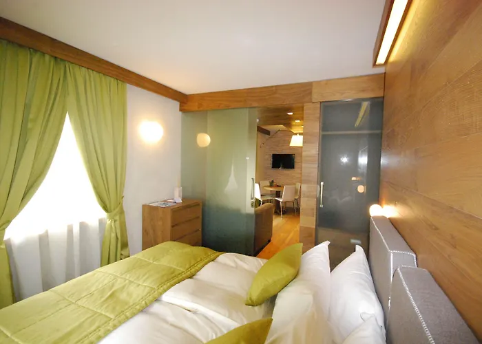 酒店 索托万多豪华酒店 4*