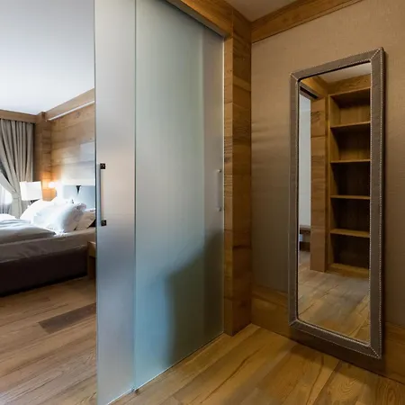 Sottovento Luxury Hospitality ボルミオ